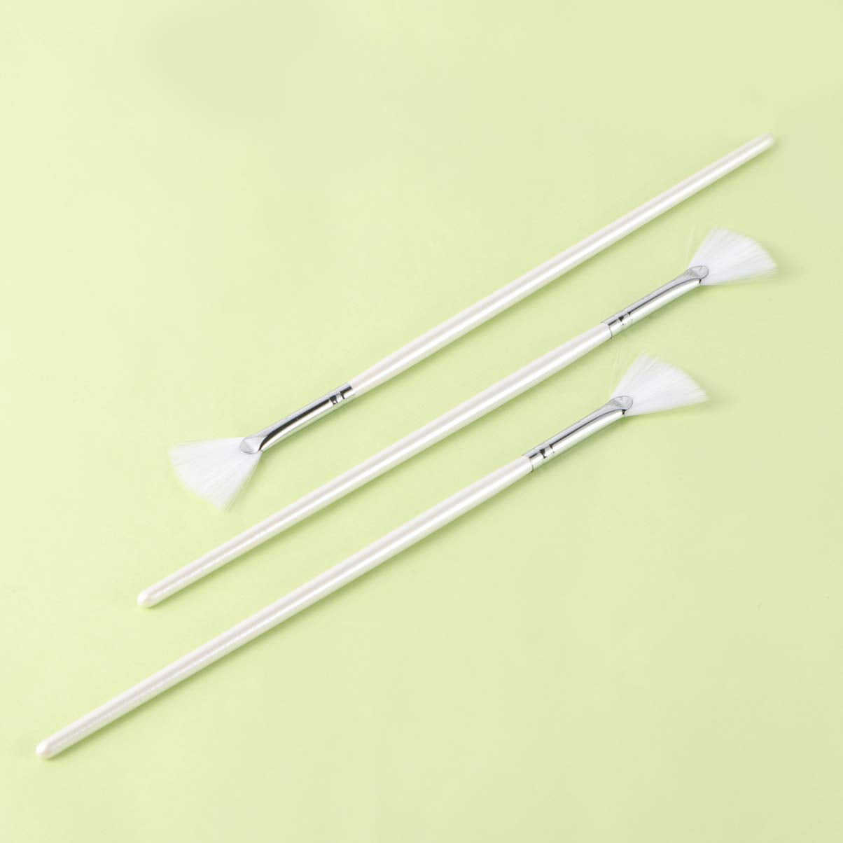Fan 3Pcs Facial Soft Facial Mask Applicator Mask Long Handle Fan Shape Mask Diy Soft Makeup Cosmetic Tools for Peel Mask Makeup Facial Brush