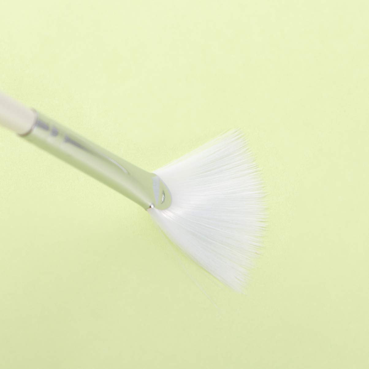 Fan 3Pcs Facial Soft Facial Mask Applicator Mask Long Handle Fan Shape Mask Diy Soft Makeup Cosmetic Tools for Peel Mask Makeup Facial Brush