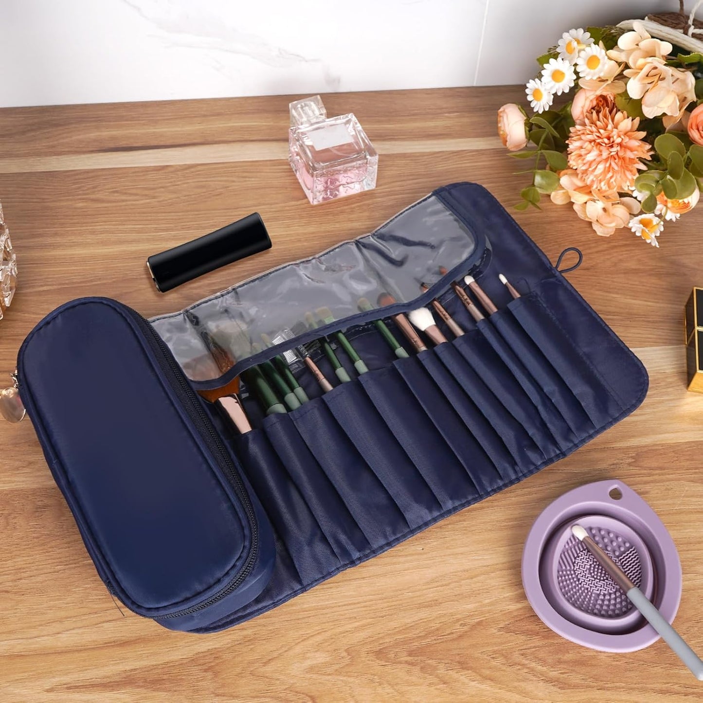 Portable Folding Makeup Brushes Bag with Silicone Foldable Brush Cleaning Mat, Multifunctional Cosmetics Rolling Pouch Makeup Brush Holder, Makeup Brush Organizer for Travel (Blue)