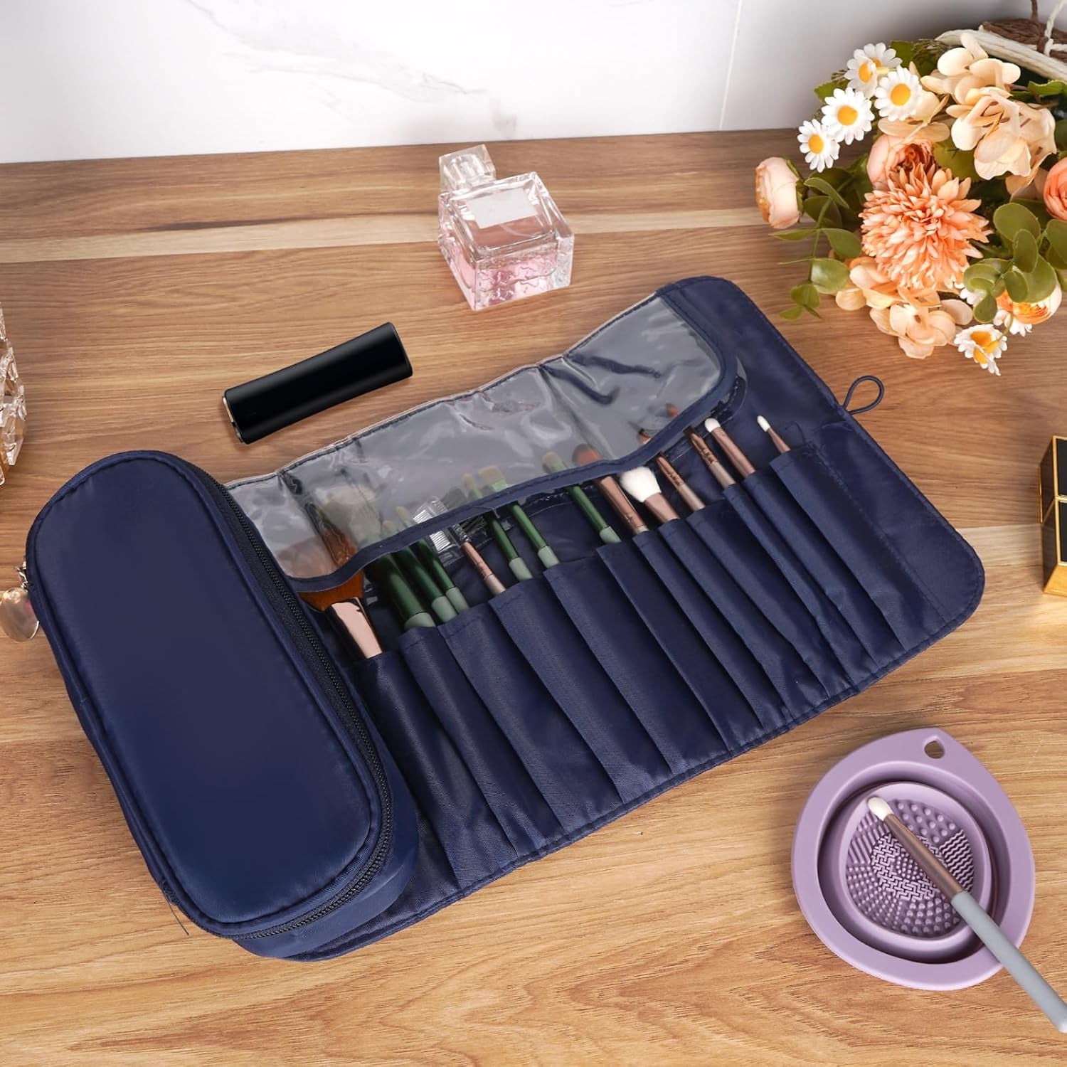 Portable Folding Makeup Brushes Bag with Silicone Foldable Brush Cleaning Mat, Multifunctional Cosmetics Rolling Pouch Makeup Brush Holder, Makeup Brush Organizer for Travel (Blue)