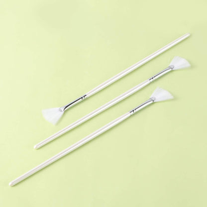 Fan 3Pcs Facial Soft Facial Mask Applicator Mask Long Handle Fan Shape Mask Diy Soft Makeup Cosmetic Tools for Peel Mask Makeup Facial Brush